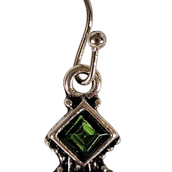 Green Crystal And Pearl Dangle Earrings Vintage Look Silver Tone Unbranded - Picture 3 of 8